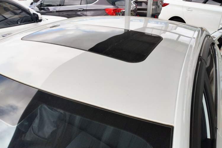 Used Roewe i5 2021 Revised Version 1.5L CVT Diamond Edition