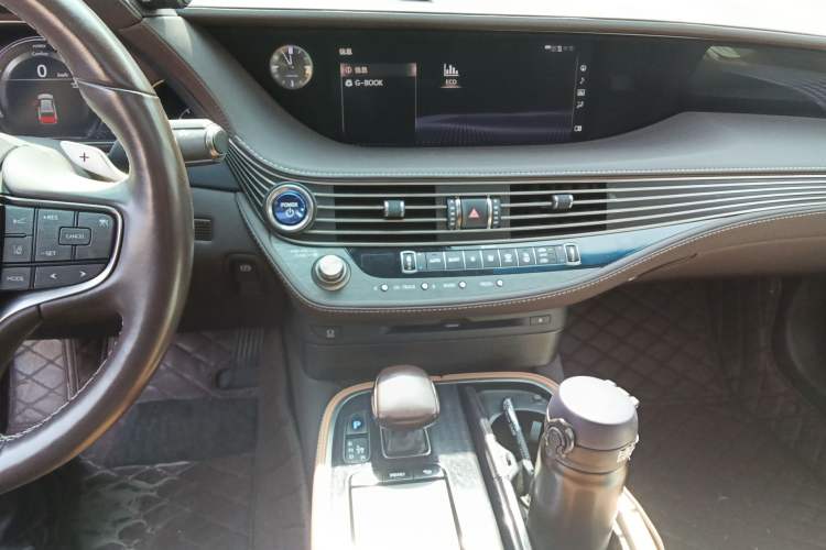 Used Lexus LS 2020 500h Excellence Edition China VI standard