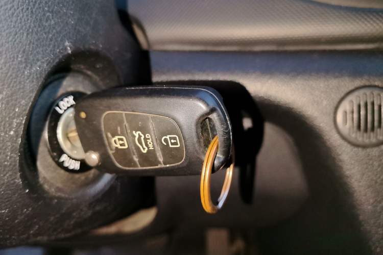 Used Kia Forte 2014 1.6L MT GL