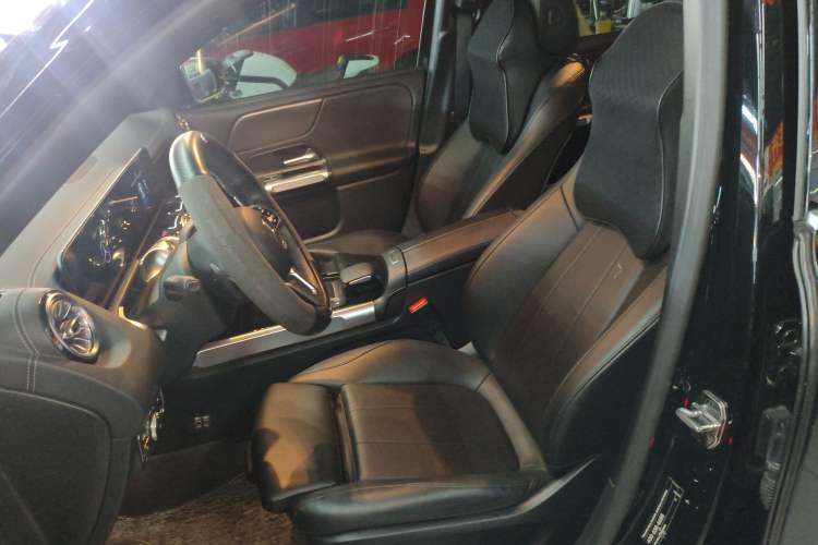 Used Mercedes-Benz GLB 2021 GLB 200 Dynamic Edition Left Front Seat