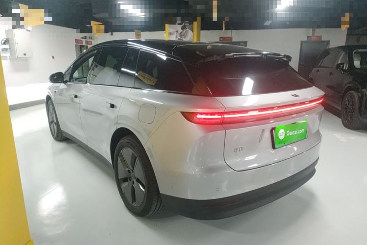 Used Li Auto Li Auto i6 2025 Model Two-Wheel-Drive Standard Type
