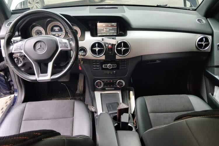 Used Mercedes-Benz GLK-Class 2015 GLK 260 4MATIC Dynamic Edition Ultimate Version