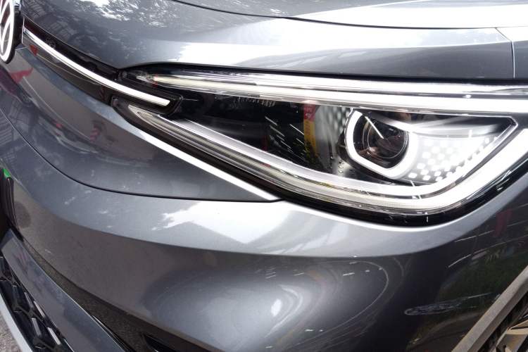 Used Volkswagen ID.4 X 2023 Ultra-Intelligent Long-Range Version
