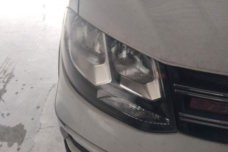 Used Dongfeng Fengon 370 2016 1.5L Manual Luxury Version SFG15-02 7 Seats
