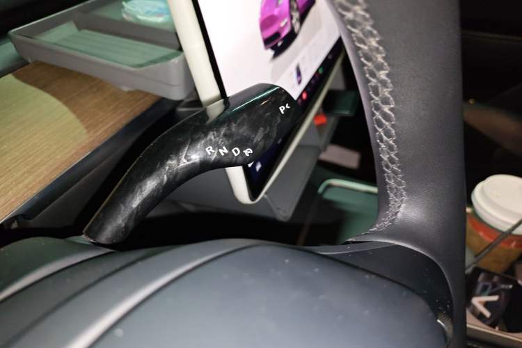 Used Tesla Model Y 2023 Long-Range All-Wheel-Drive Version