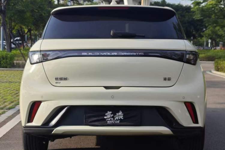 Used BYD Dolphin 2024 Honor Edition 420km Fashion Version
