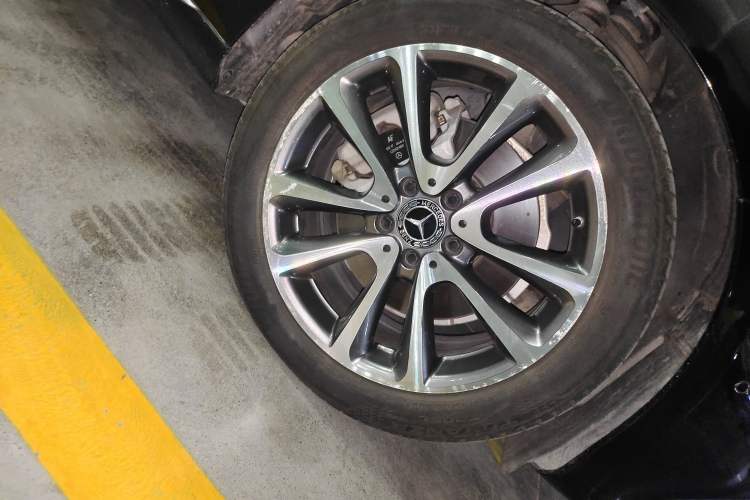 Used Mercedes-Benz E-Class 2019 E 260 L
