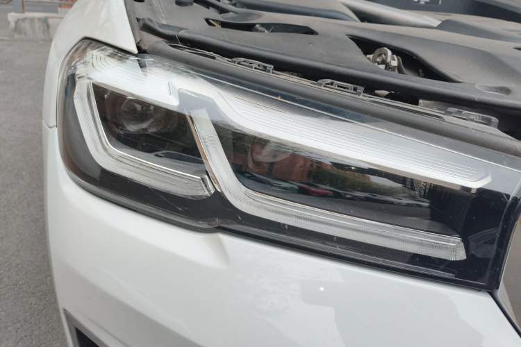 Used BMW 5 Series New Energy 2021 535Le Luxury Package
