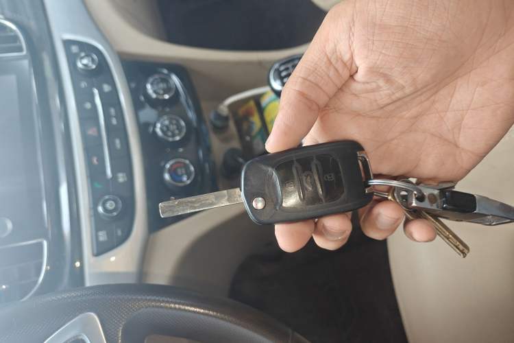 Used Baojun 730 2016 1.5L Manual Comfort Version 7 Seats China V Emission Standard