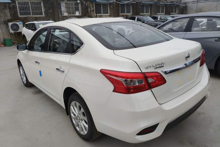 Used Nissan Sylphy 2024 Facelifted Three Classic 1.6XE CVT Comfort Edition Exterior 2