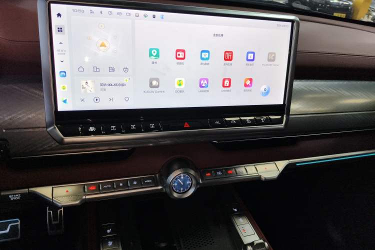 Used Tank 700 New Energy 2024 Hi4-T Extreme Edition Audio And AC Panel