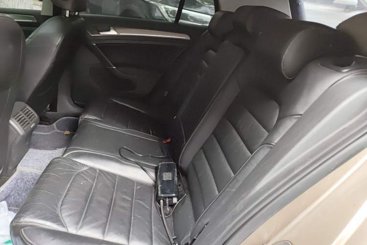 Used Volkswagen Golf 2014 1.4TSI Automatic Luxury Model Left Rear Seat