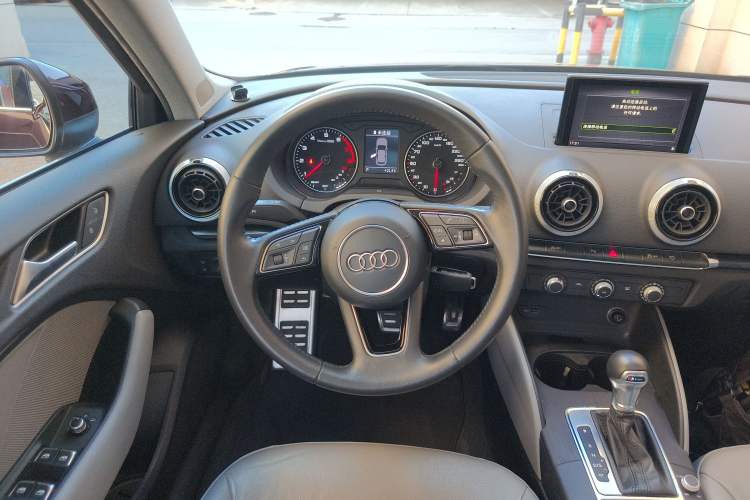 Used Audi A3 2018 30th Anniversary Edition Sportback 35 TFSI Fashion Model