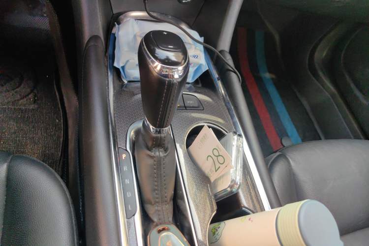 Used Chevrolet Malibu XL 2016 1.5T Dual-Clutch Ruichi Edition Gear Lever