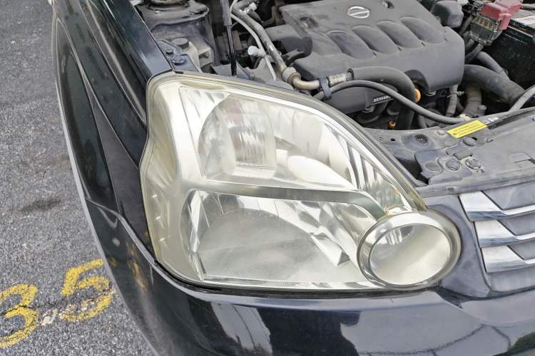 Used Dongfeng Fengdu MX6 2015 2.0L CVT Two-Wheel Drive All-Around Version
