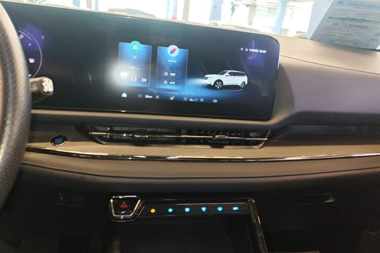 Used Ford Equator Sport 2023 EcoBoost 170 Platinum Edition
