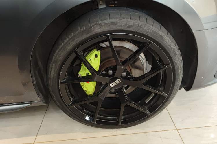 Used Audi A4L 2020 40 TFSI Fashion Dynamic Model Right Front Wheel Hub