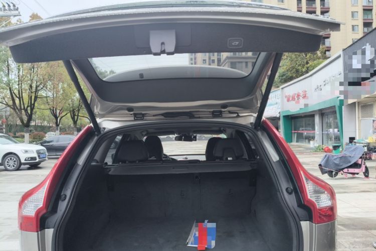 Used Volvo XC60 2014 T6 Zhiyi Edition Trunk