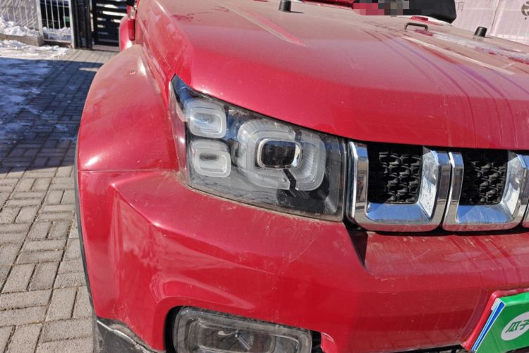 Used BAIC Off-Road BJ40 2018 PLUS 2.3T Automatic Four-Wheel Drive Flagship Version China V Emission Standard Right Front Headlight