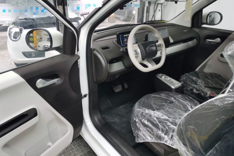 Used CHANGAN NEVO Lumin 2026 Model Treasure Edition 205km Passionate Beige Ningde
