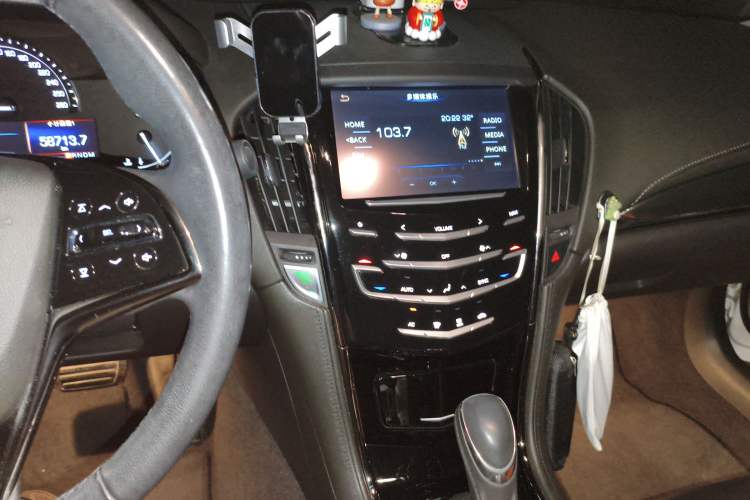 Used Cadillac ATS-L 2017 28T Tech Edition Audio And AC Panel