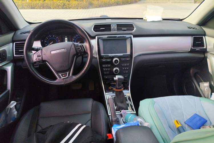 Used Haval H2 2017 Red-Label 1.5T Automatic Two-Wheel Drive Elite Model