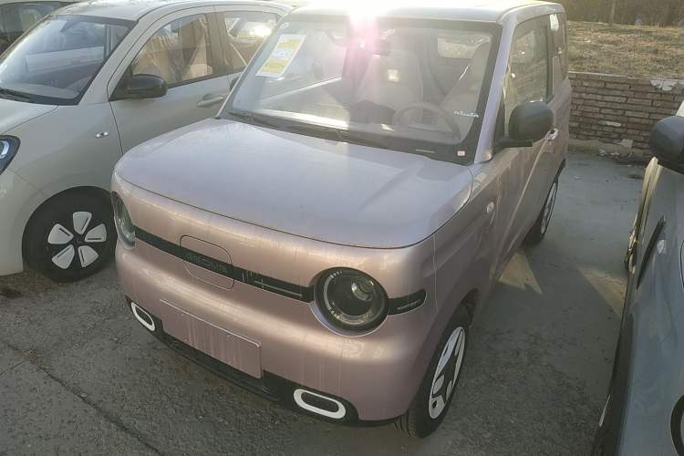 Used Geely Galaxy Panda 2025 210 km – Yuanqi Bear