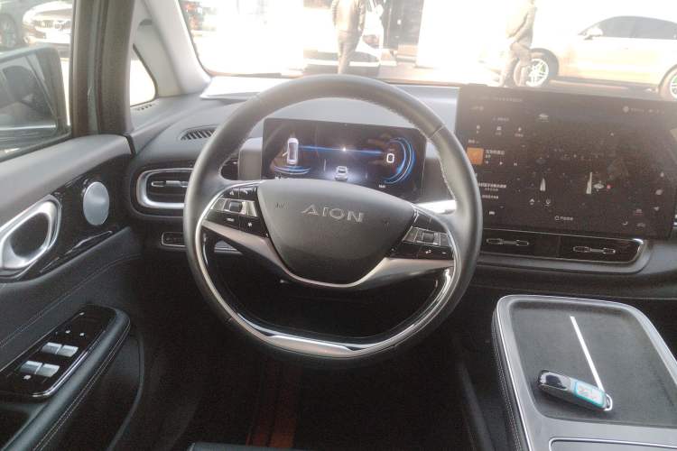 Used AION V 2024 Plus 70 Star Edition Lithium Iron Phosphate
