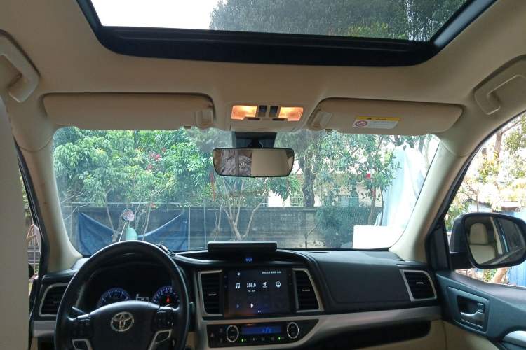 Used Toyota Highlander 2018 2.0T Four-Wheel Drive Prestige Version 7 Seats China VI Standard