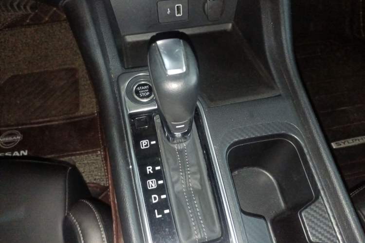Used Nissan Sylphy 2022 1.6L XL CVT Enjoyment Edition Gear Lever