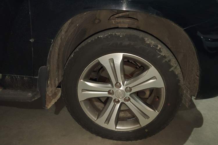 Used Toyota Highlander 2009 2.7L Two-Wheel Drive 7-Seater Luxury Navigation Edition
