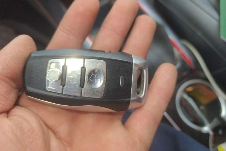 Used Haval H2 2017 Blue Label 1.5T Automatic Two-Wheel Drive Luxury Model Vehicle Key