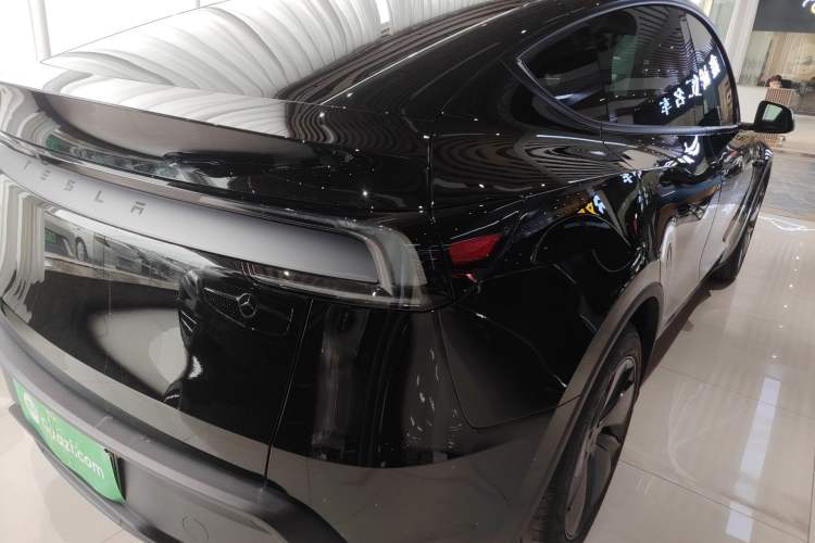 Used Tesla Model Y 2025 Rear-Wheel-Drive Version Right Rear Taillight