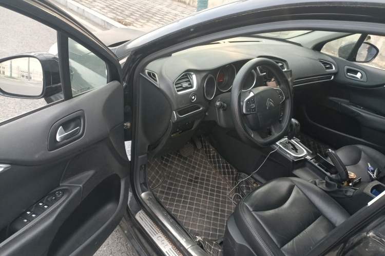 Used Citroen C4L 2013 1.8L Automatic Jingzhi Edition

