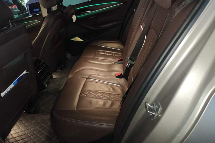 Used BMW 5 Series New Energy 2020 Mileage Upgrade Version 530Le Luxury Package
