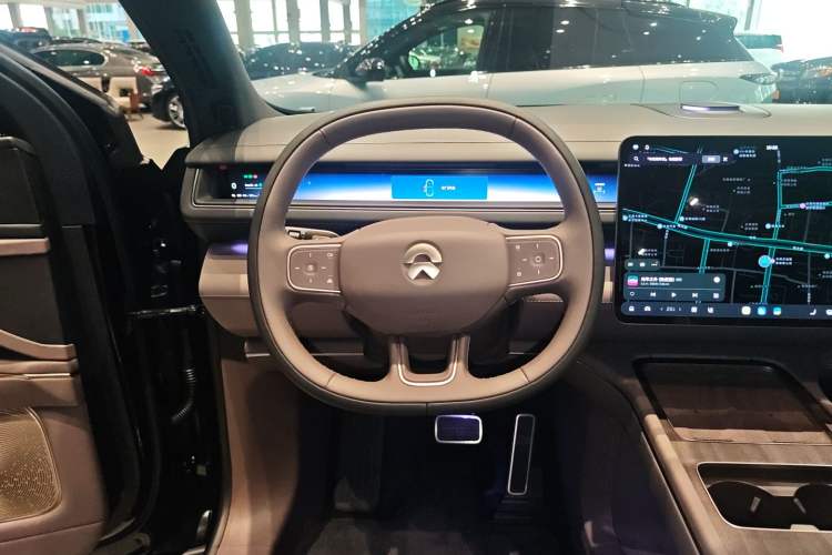Used Nio ES8 2026 Model 6-seat Executive Luxury Edition Steering Wheel