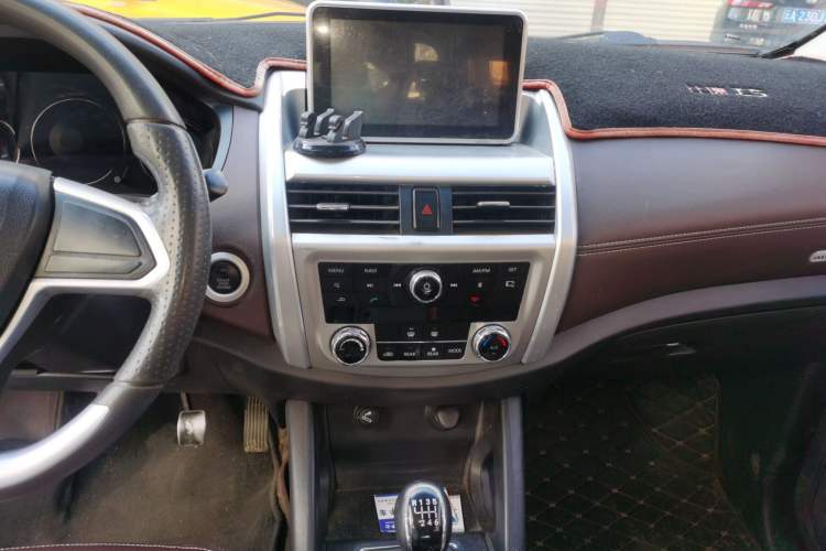 Used Bisu T5 2017 1.5T Manual Comfort Model
