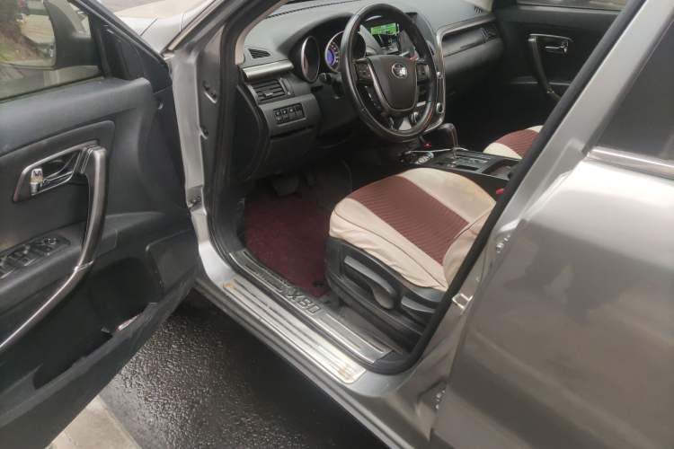 Used Bestune X80 2015 2.0L Automatic Comfort Anniversary Edition
