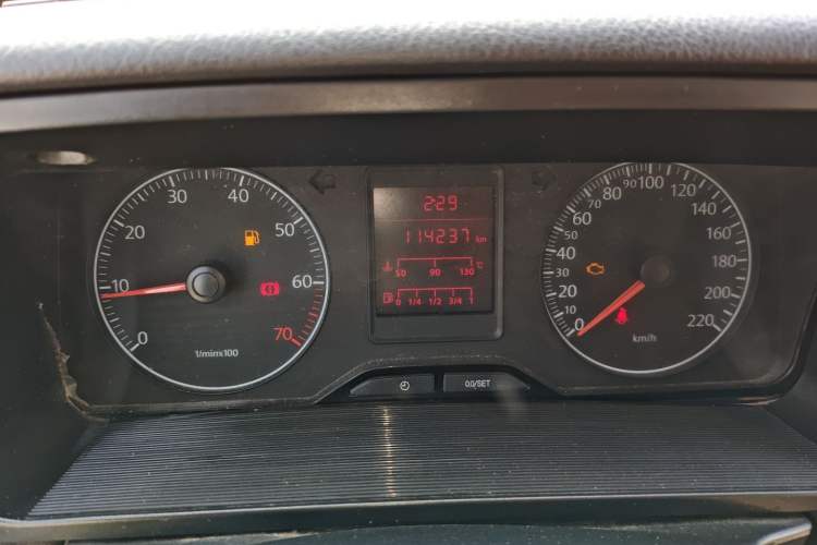 Used Volkswagen Jetta 2010 1.6L Vanguard Instrument Cluster