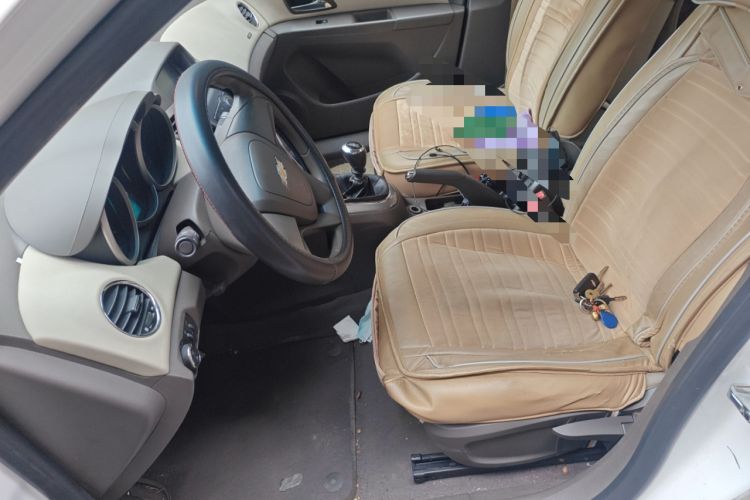 Used Chevrolet Cruze 2015 1.5L Classic SE MT