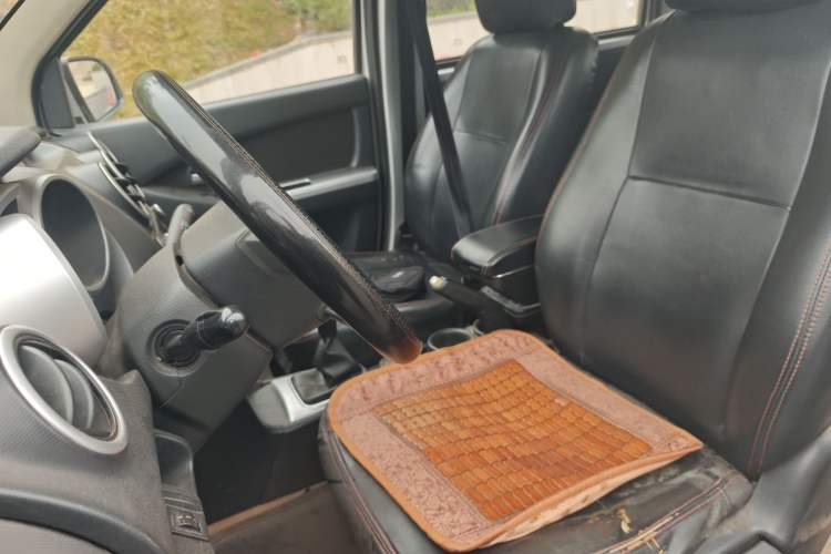 Used CHANGAN KAICHENG Ounuo S 2015 1.5L Jin Ouno Standard Model Left Front Seat