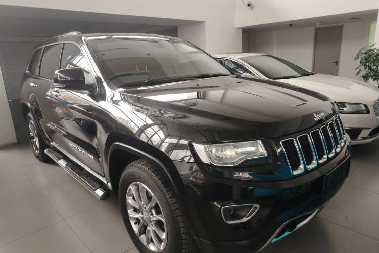 Used Jeep Grand Cherokee (Import) 2014 3.0L Comfort Navigation Edition
