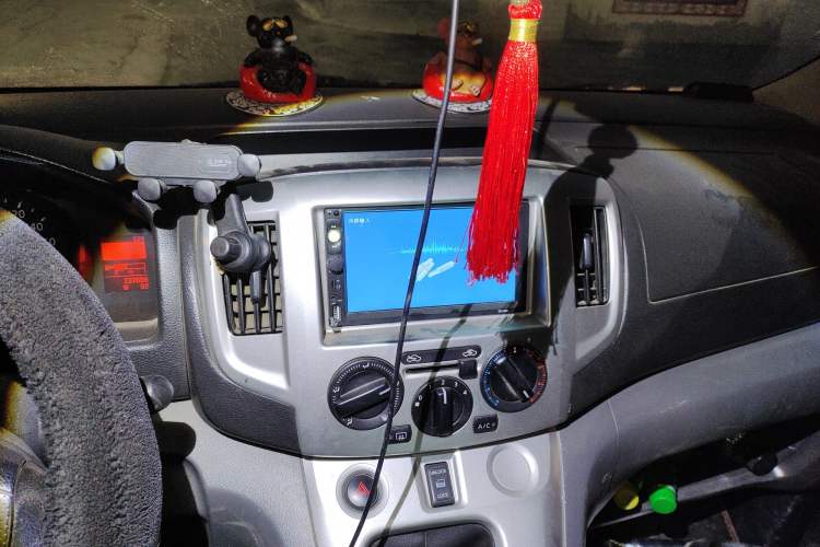 Used Nissan NV200 2011 1.6L 232 Seats Zunya Trim
