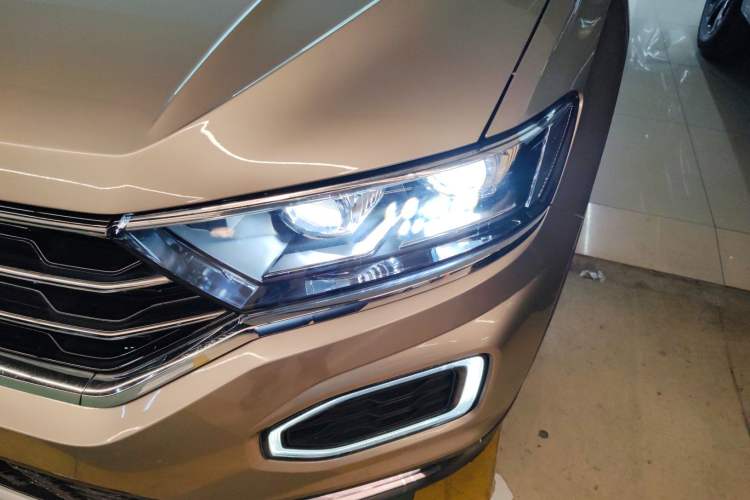 Used Volkswagen T-ROC 2020 280TSI DSG Two-Wheel Drive Comfort Version