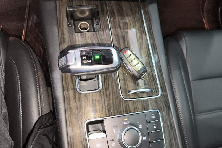 Used Haval H9 2022 2.0T Gasoline 4x4 Elite Model 5 Seats