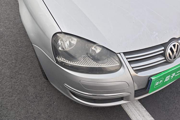 Used Volkswagen Sagitar 2011 1.6L Automatic Comfort Edition
