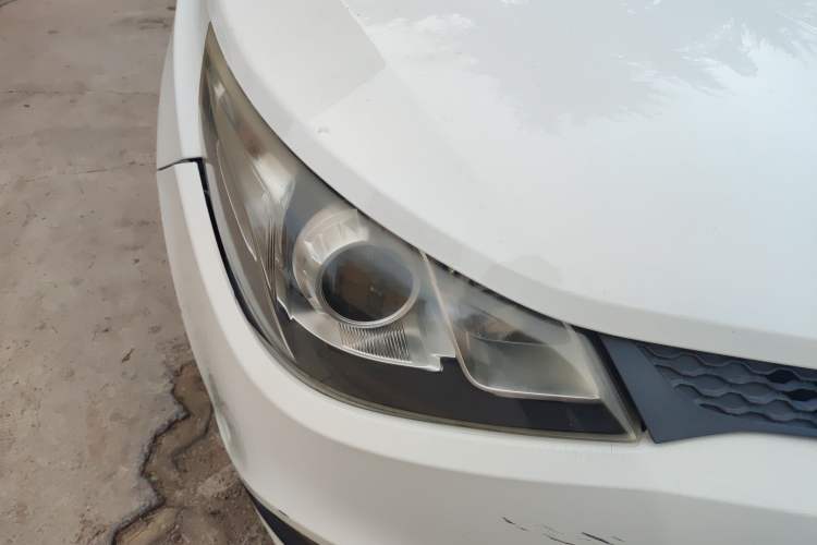 Used MG 5 2012 1.5L Automatic Luxury Edition Right Front Headlight