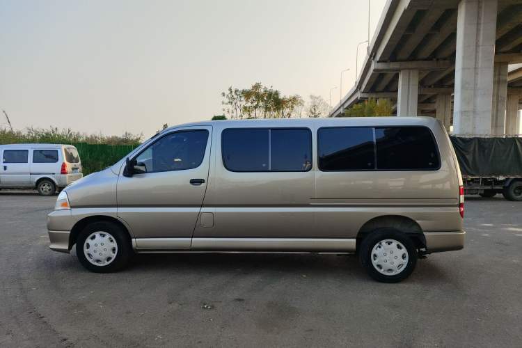 Used Jinbei Grace 2016 2.0L Express Utility Model
