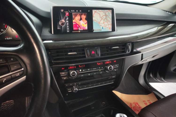 Used BMW X5 2014 xDrive35i Leading Model Audio And AC Panel