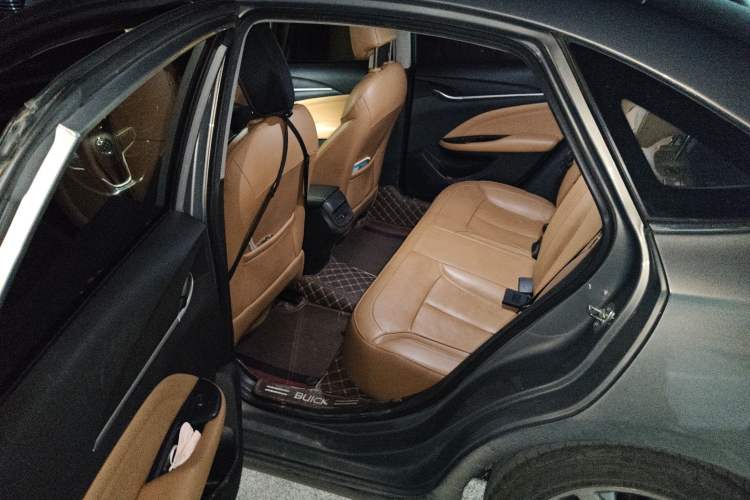 Used Buick GT 2018 18T Automatic Flagship Model
